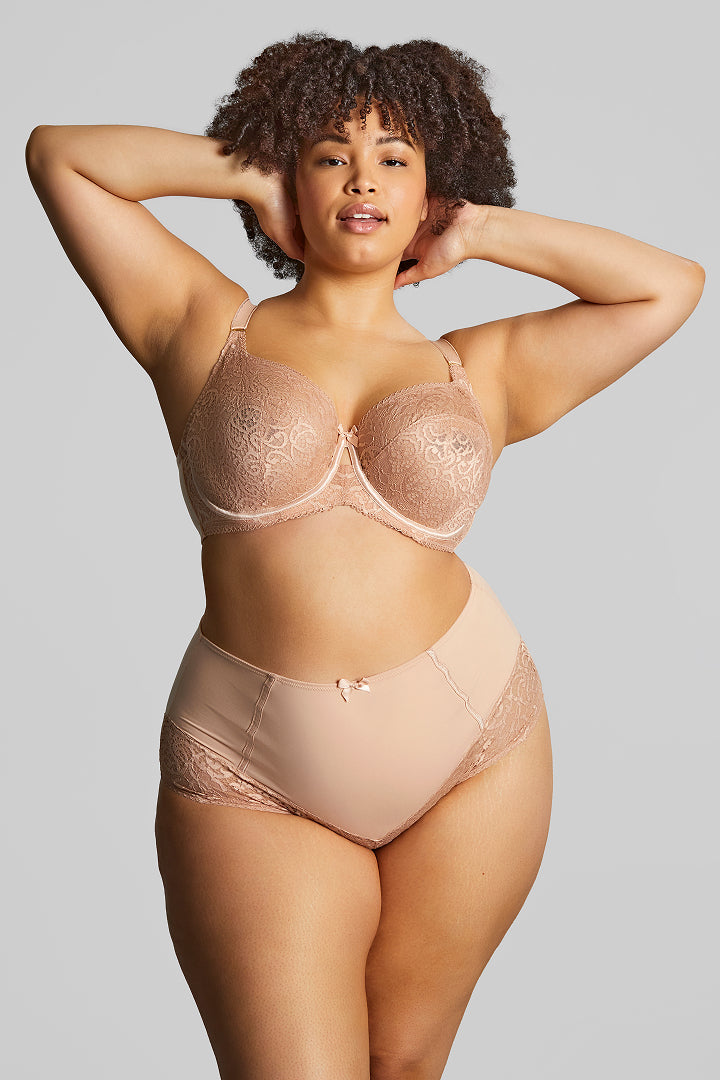Estel Full Cup